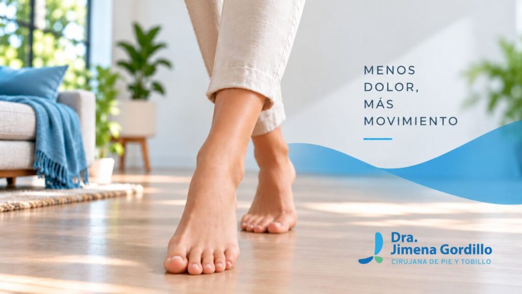 Mujer caminando de puntas, libre de dolor tras decidir operarse de los juanetes